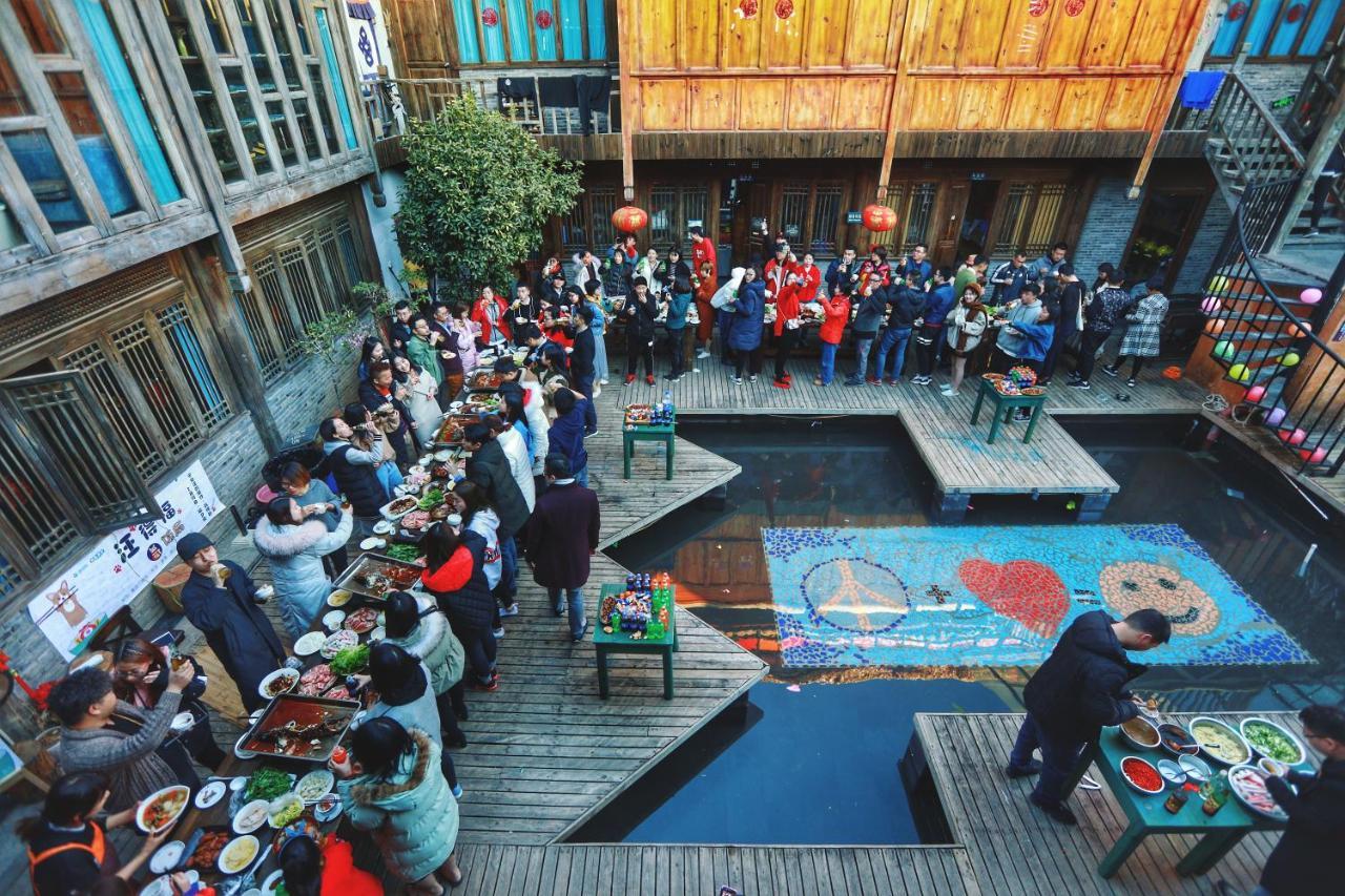 Lijiang Desti Youth Park Hostel Exteriör bild
